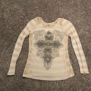 Long sleeve Daytrip shirt.